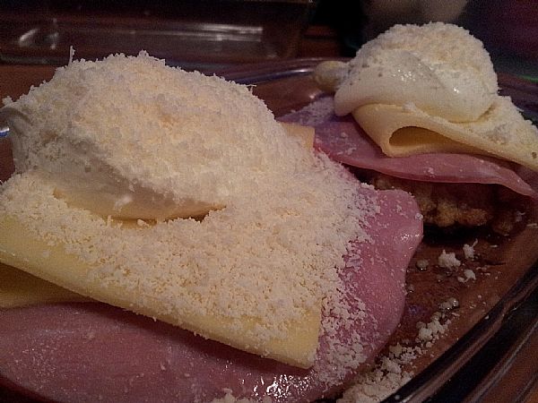 Obložena piščančja bedra